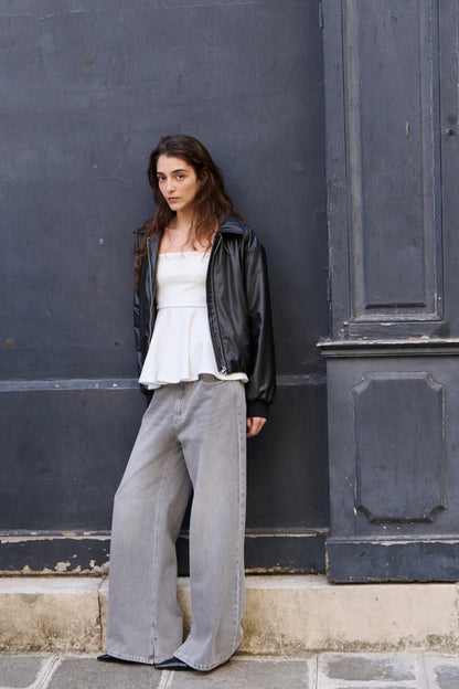 STRAPLESS FITTED CROP TOP