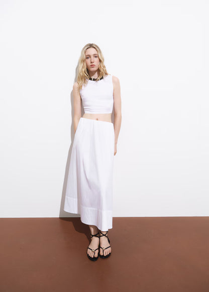 CROP TOP WITH BOW ON  BACK