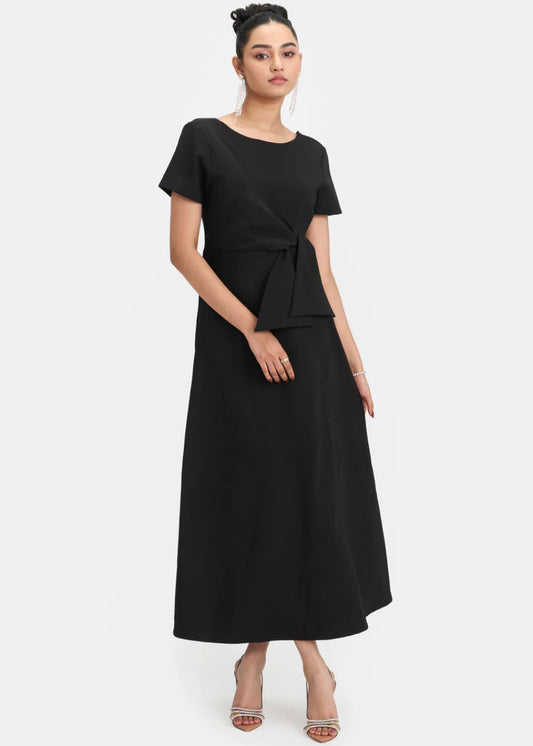 FRONT TIE MAXI DRESS