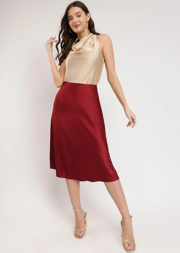 HALTER TOP WITH COVERED BACK