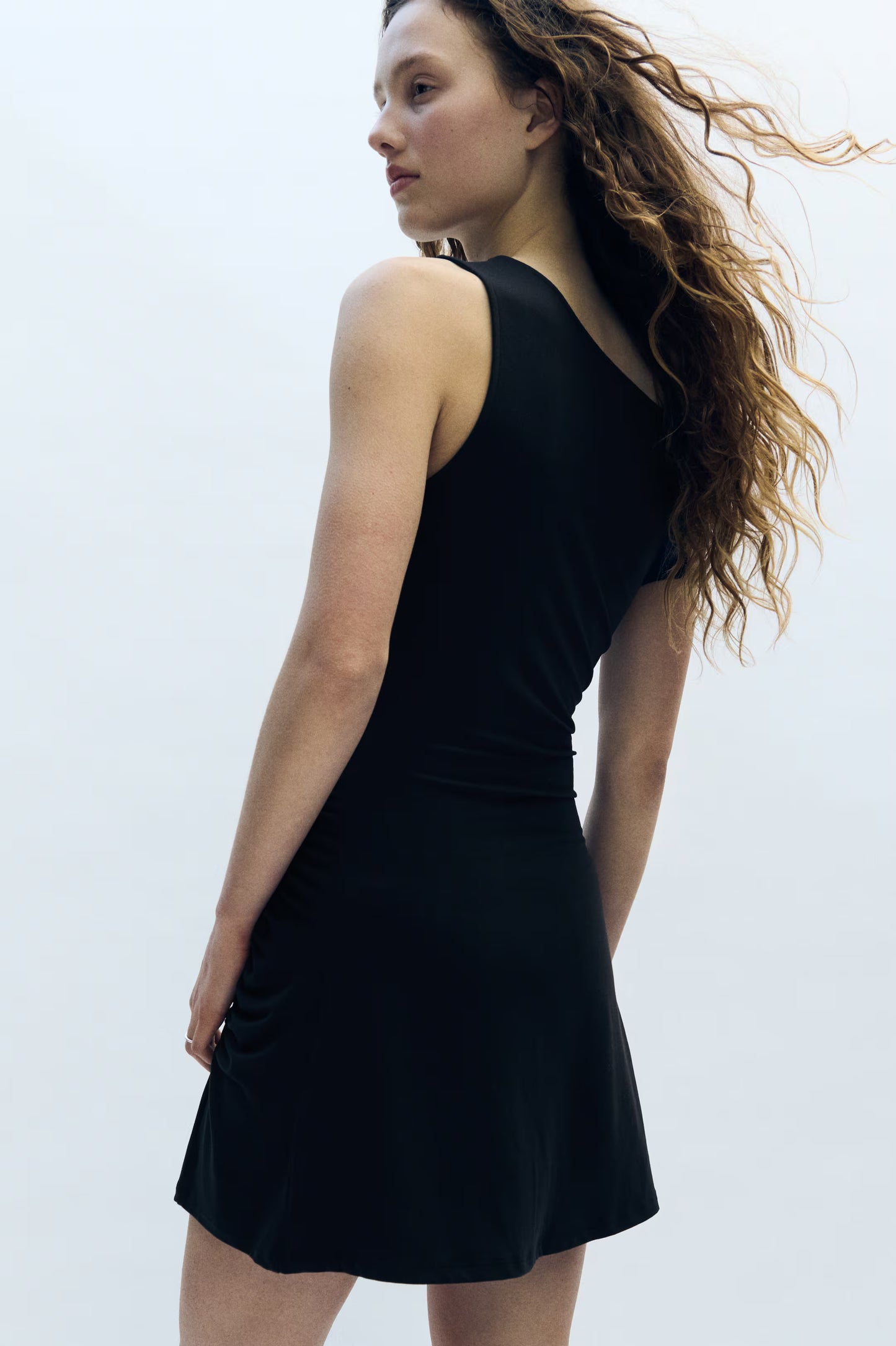 GATHERED ONE SHOULDER DRESS