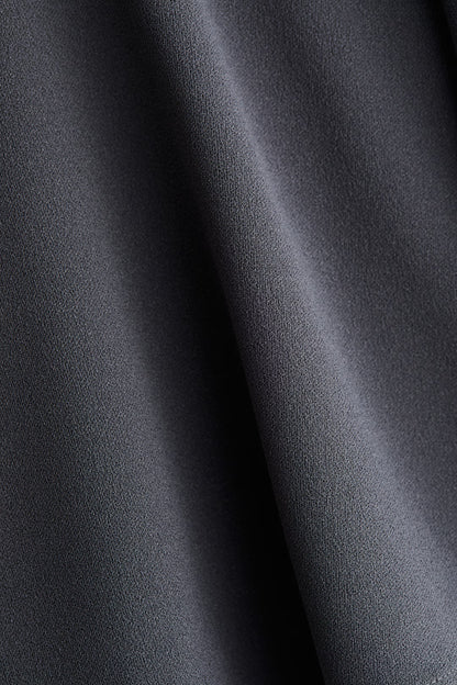 STRAPLESS FITTED CROP TOP