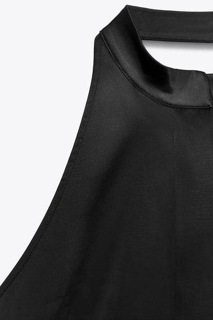 HALTER TOP WITH ZIP